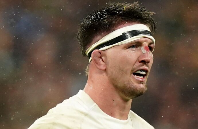 Controversial Allegations Surface: England Rugby Star Targeted by Racial Slur in South Africa Clash